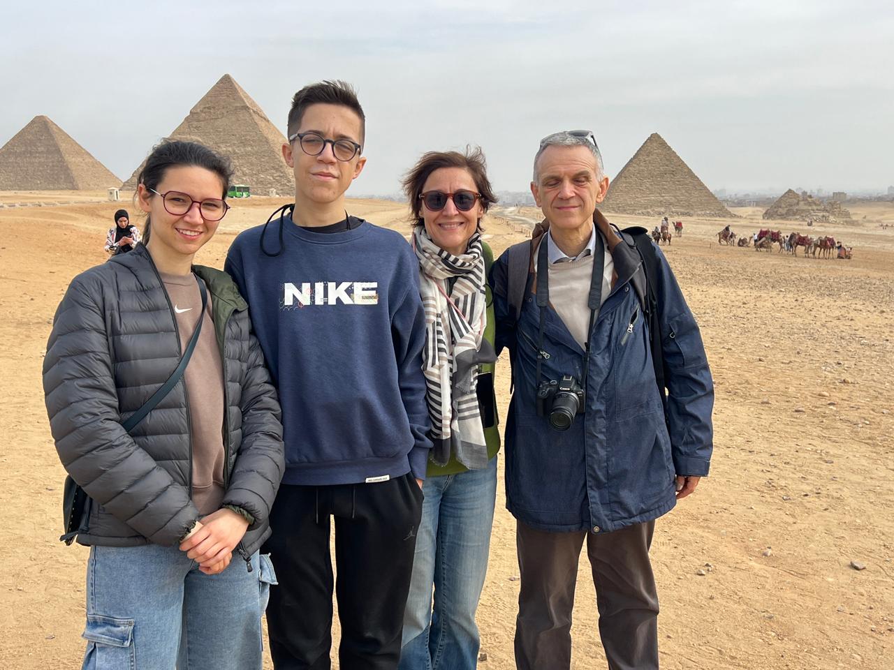 Home 14 ef00254e-d3ee-4e17-85ee-6b7a2c412689