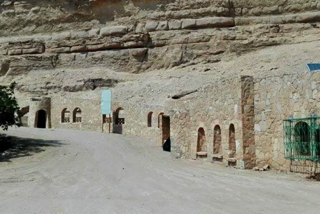 Wadi Degla nature reserve tour from Cairo